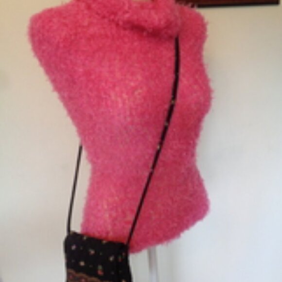 Vera Bradley PETIT POINT Shoulder Crossbody Bag Black Purse Handbag Tote Roses - Picture 12 of 12